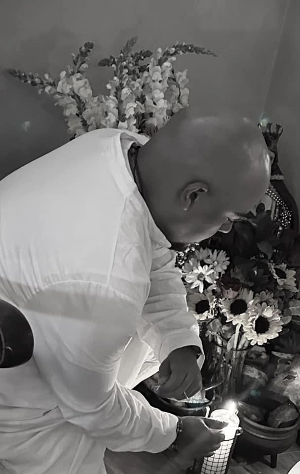 Rubén en evento espiritual